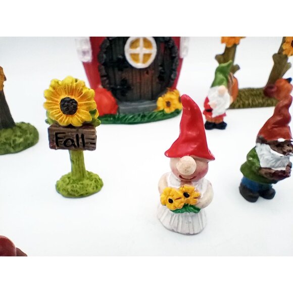 Fairy Garden Gnome Fall Themed House Signs Apples Miniature Dollhouse 9 Pieces - Picture 6 of 12